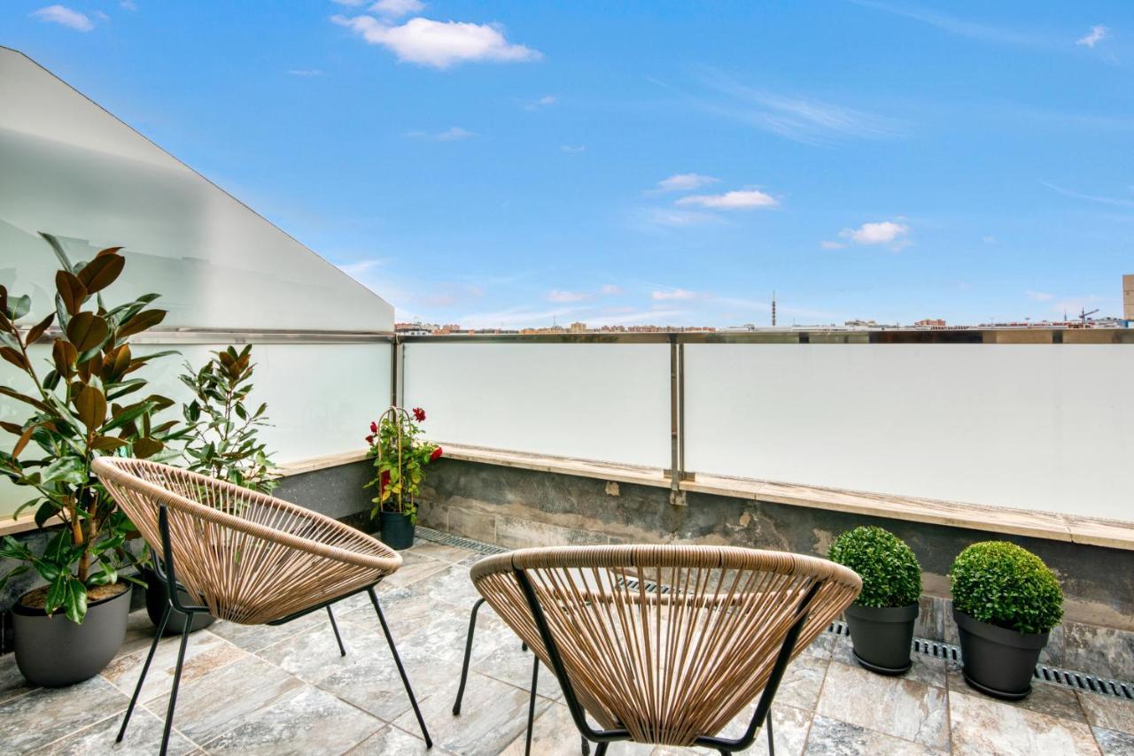 Cozy Penthouse, 20 Min To Downtown, Alcala Norte Madrid Kültér fotó